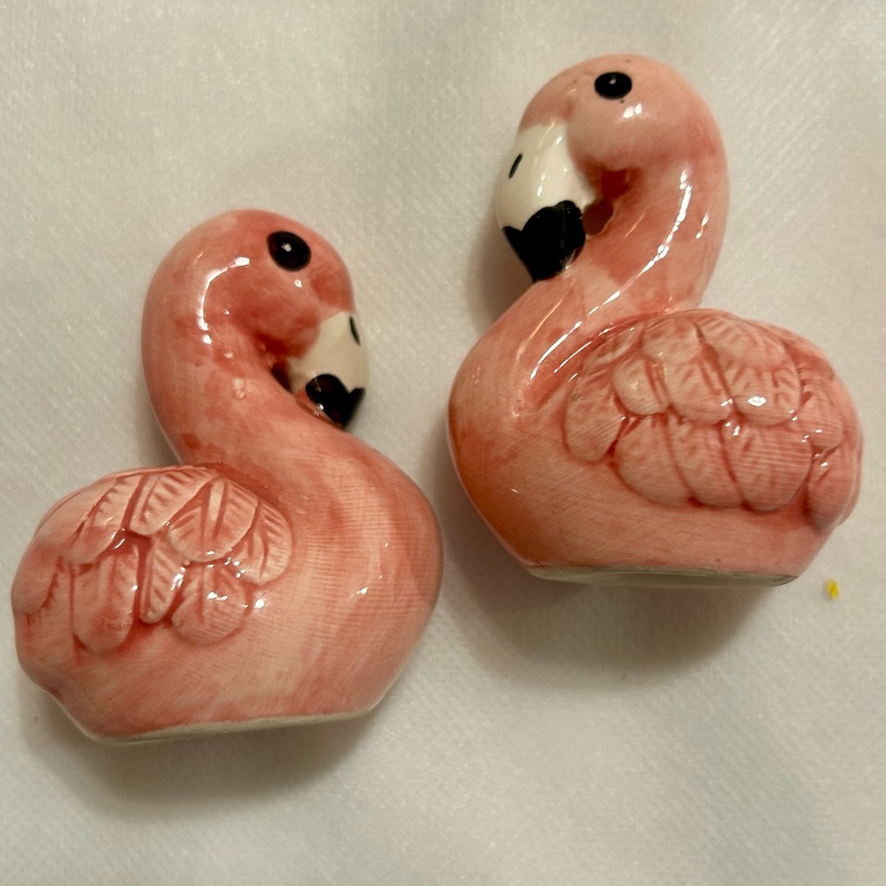 Flamingo salt & pepper shakers